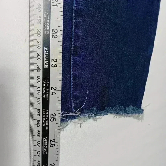 PAIGE  Klyie Crop Jeans. Ladies size 28 - Picture 7 of 10